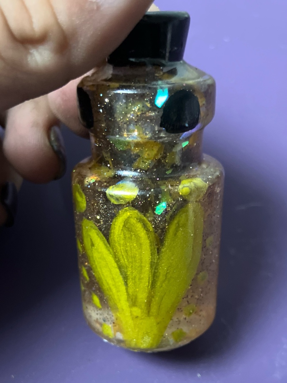 Mini potion bottle (protection and strength)